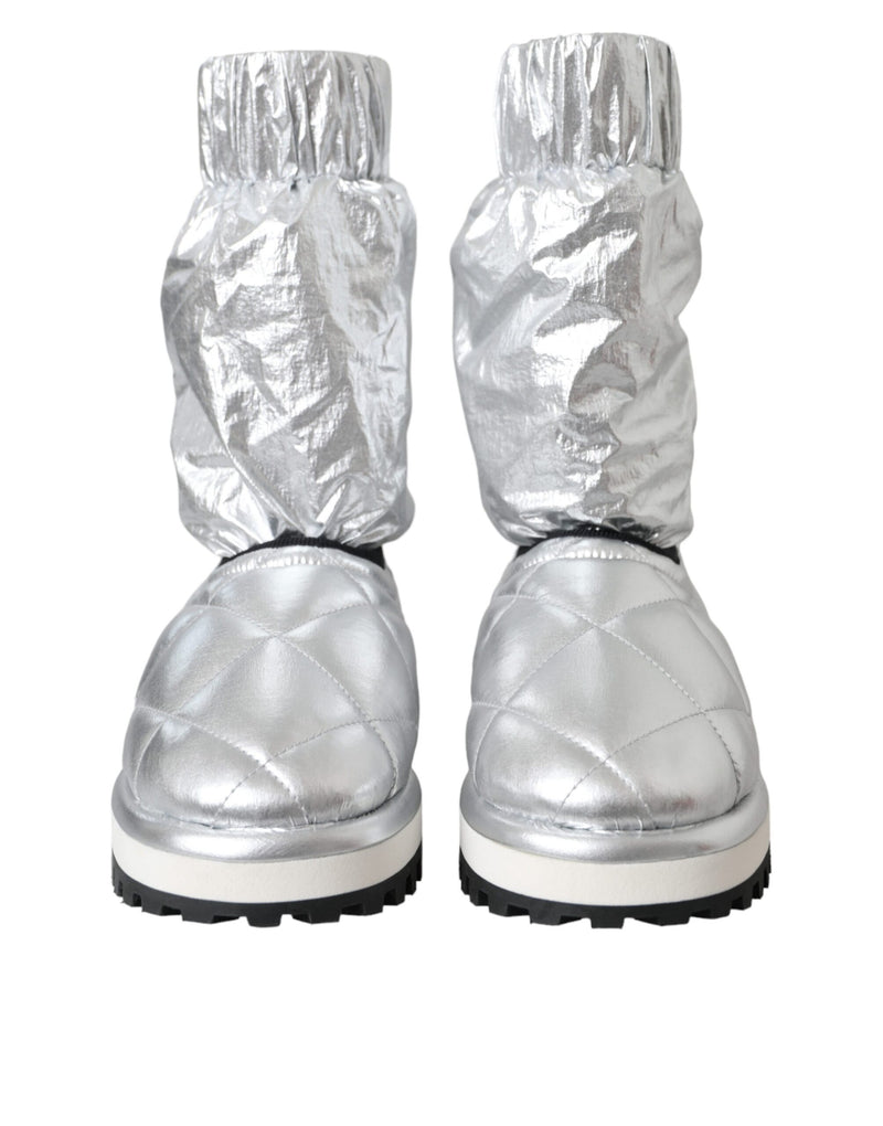 Botas acolchadas plateadas metalizadas con parche del logo de Dolce & Gabbana