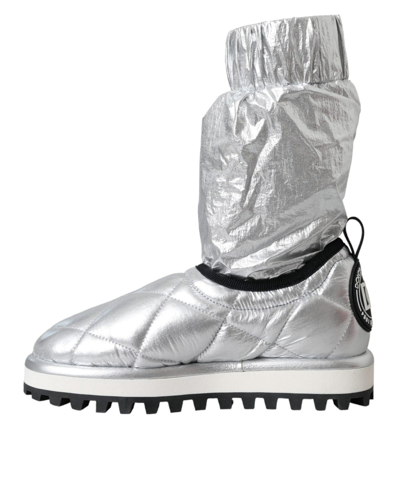 Botas acolchadas plateadas metalizadas con parche del logo de Dolce & Gabbana