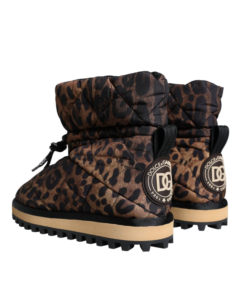 Bottes à la cheville matelassées Dolce & Gabbana en cuir marron à imprimé léopard