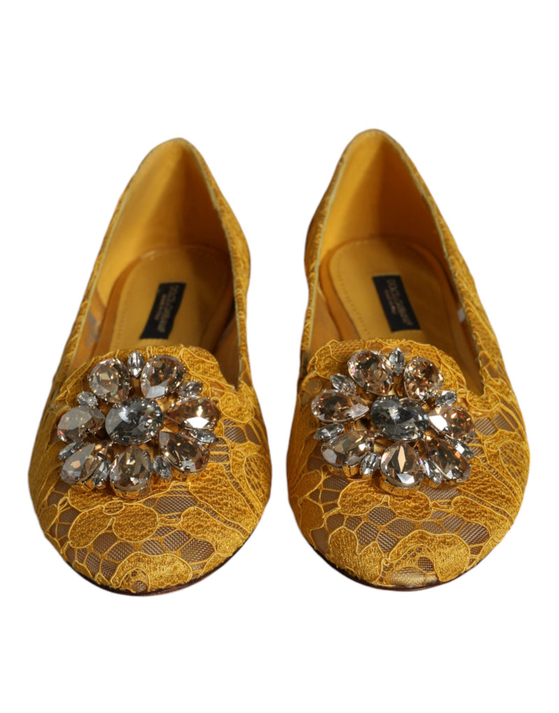 Sapatilhas tipo loafer de renda cor de mostarda com cristais Dolce & Gabbana