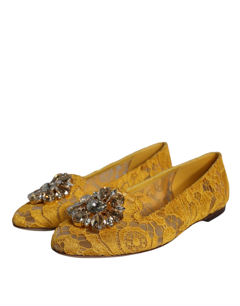 Sapatilhas tipo loafer de renda cor de mostarda com cristais Dolce & Gabbana