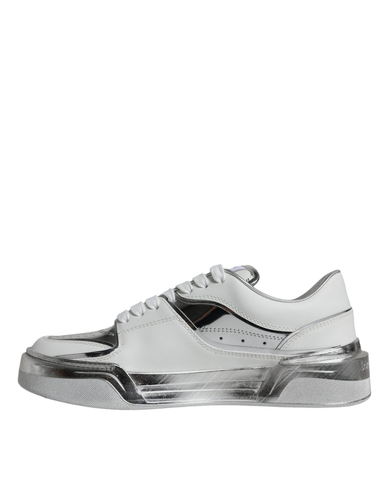 Zapatillas bajas de piel blanca y plateada de Dolce & Gabbana