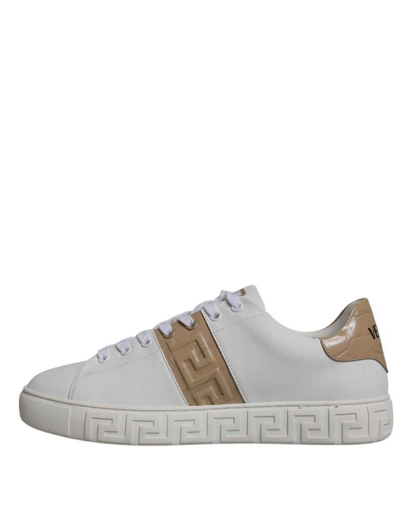 Zapatillas bajas para hombre blancas y marrones con estampado Greca y TPU de Versace