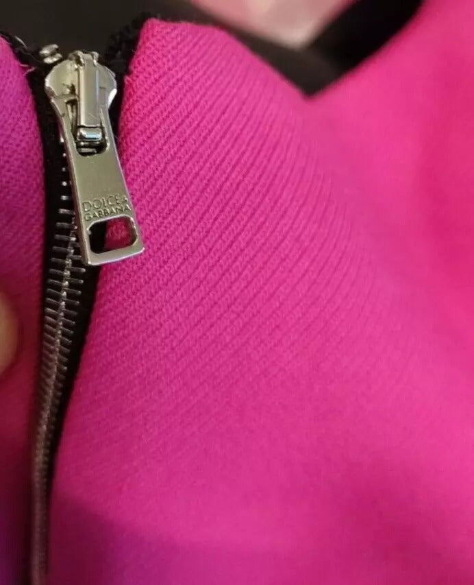 Robe Dolce & Gabbana rose, sans manches, près du corps, coupe trapèze et longueur mini
