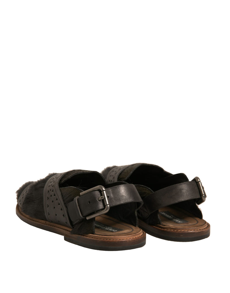 Sandalias planas de cuero con pelo de gacela verde de Dolce & Gabbana