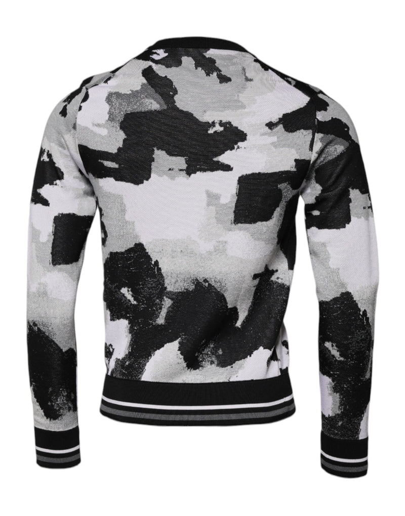 Suéter de punto para hombre con cuello redondo y estampado de camuflaje multicolor de Dolce & Gabbana