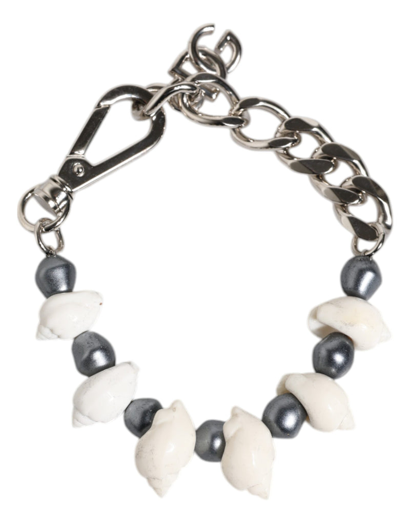 Pulseira de latão em tom prateado com contas, concha e pingente com logo DG Dolce & Gabbana