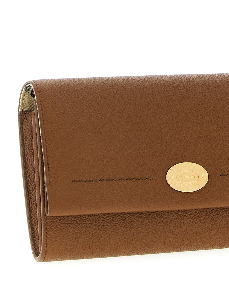 Burberry Cotswolds Wallet On Chain | Urbalenti™ NYC