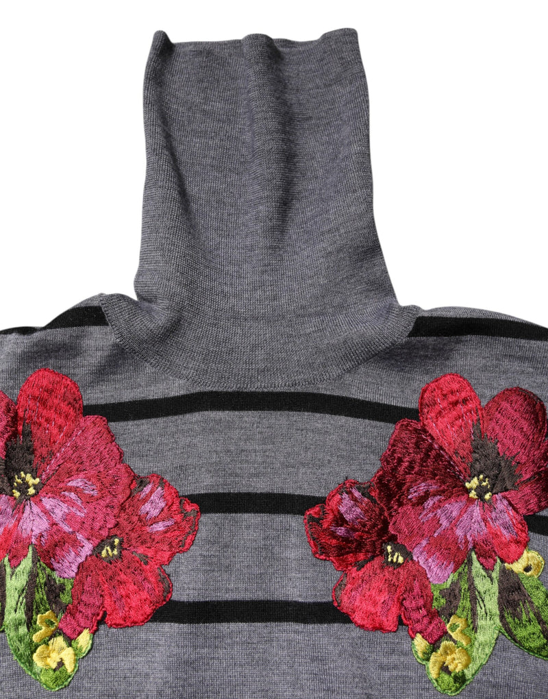 Suéter gris con bordado floral de Dolce & Gabbana