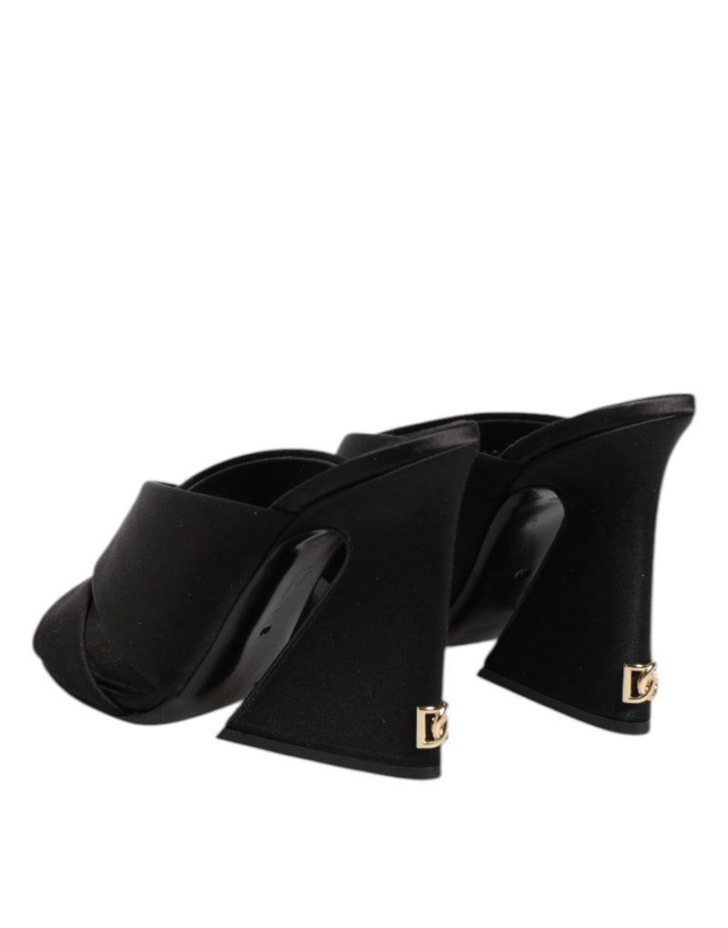Sandalias Dolce & Gabbana negras KEIRA de tacón alto con motivo barroco