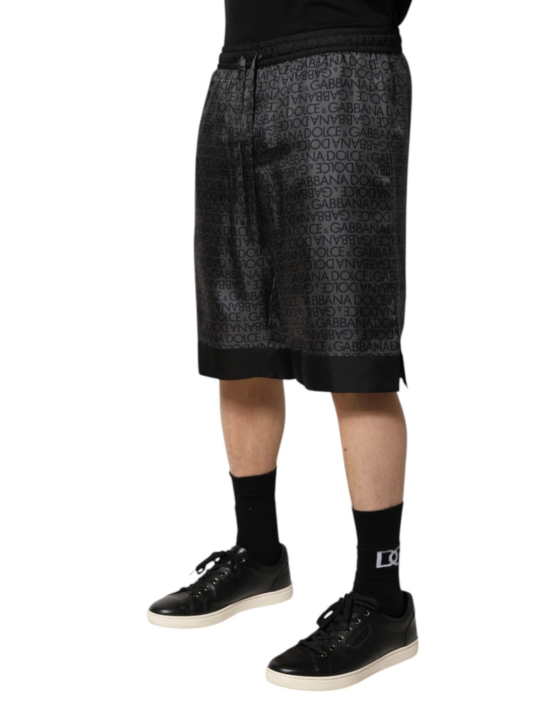 Bermuda masculina Dolce & Gabbana de seda cinza e preta com logo DG