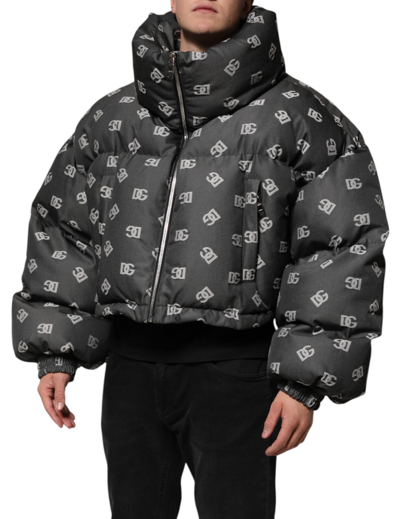 Jaqueta puffer masculina Dolce & Gabbana, preta, com monograma DG e fechamento por zíper