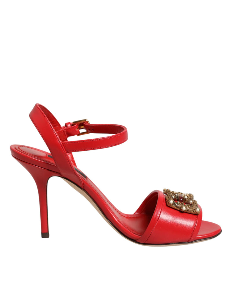 Sandalias de tacón DG AMORE de piel roja de Dolce & Gabbana