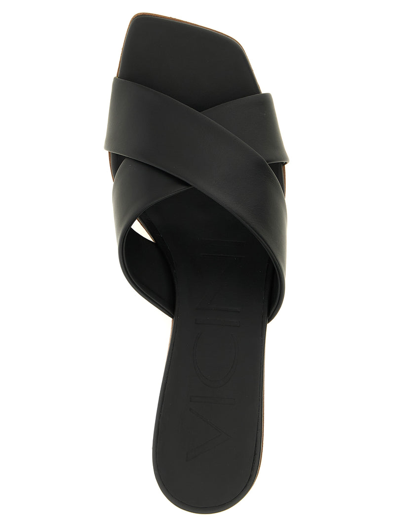 Vicini Vicini Leather Mules