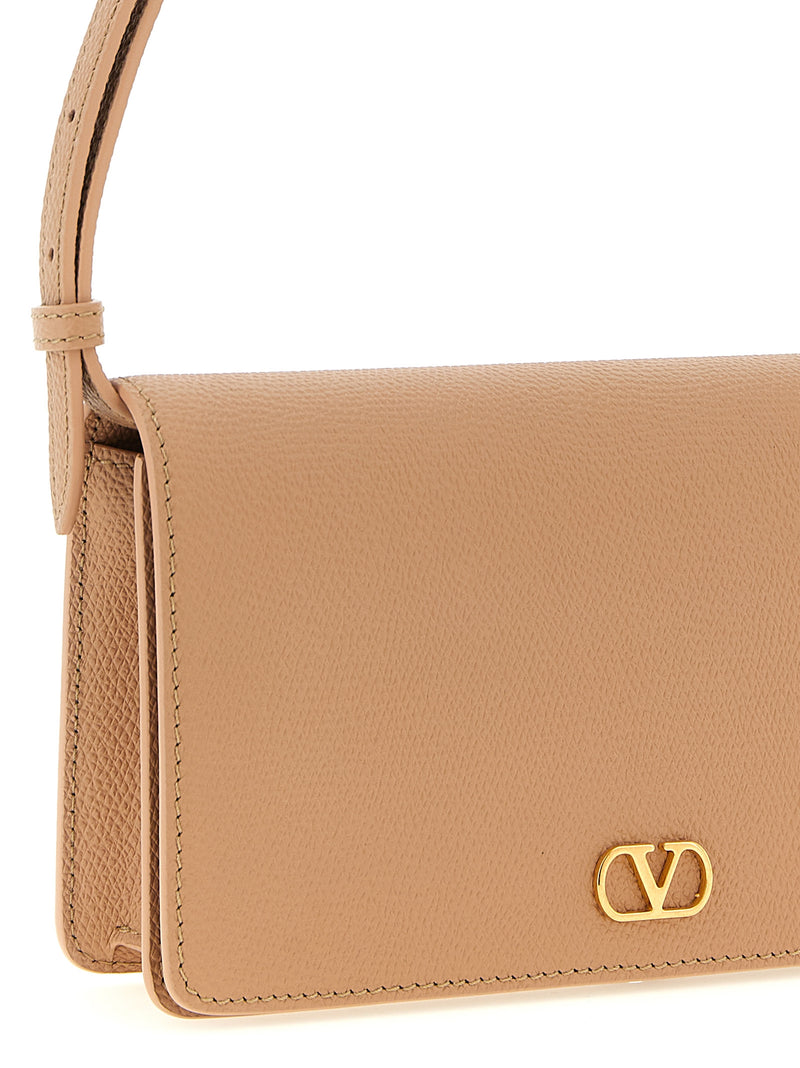 Valentino Garavani Valentino Garavani Vlogo Signature Shoulder Bag