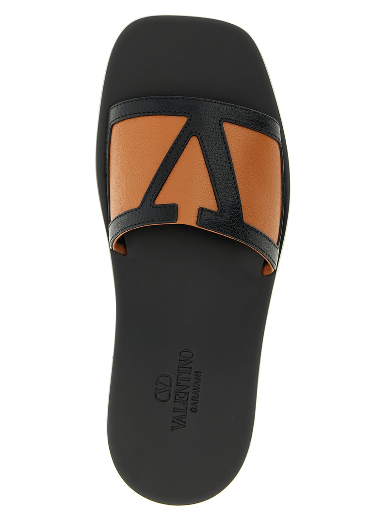 Valentino Garavani Valentino Garavani Viva Superstar Slides
